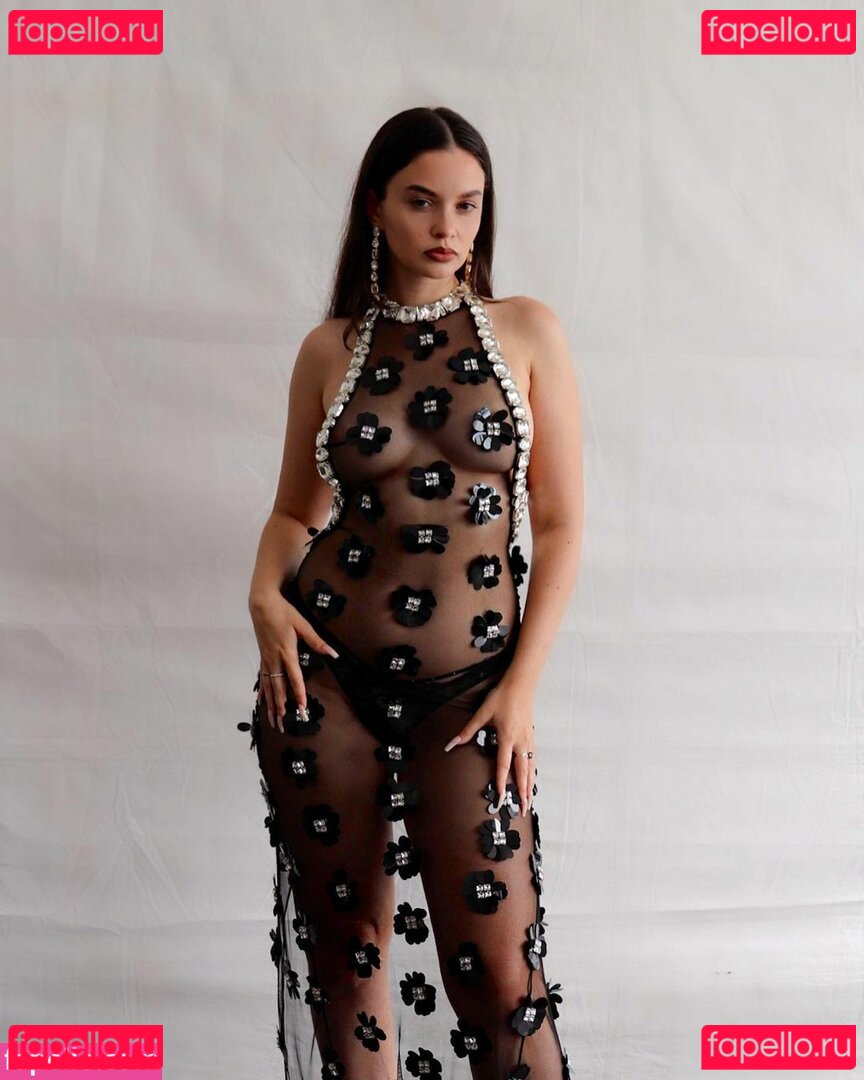 Sabrina Claudio / SabrinaClaudioMusic / sabrinaclaudio / therealmasokiss_ Onlyfans Photo Gallery 