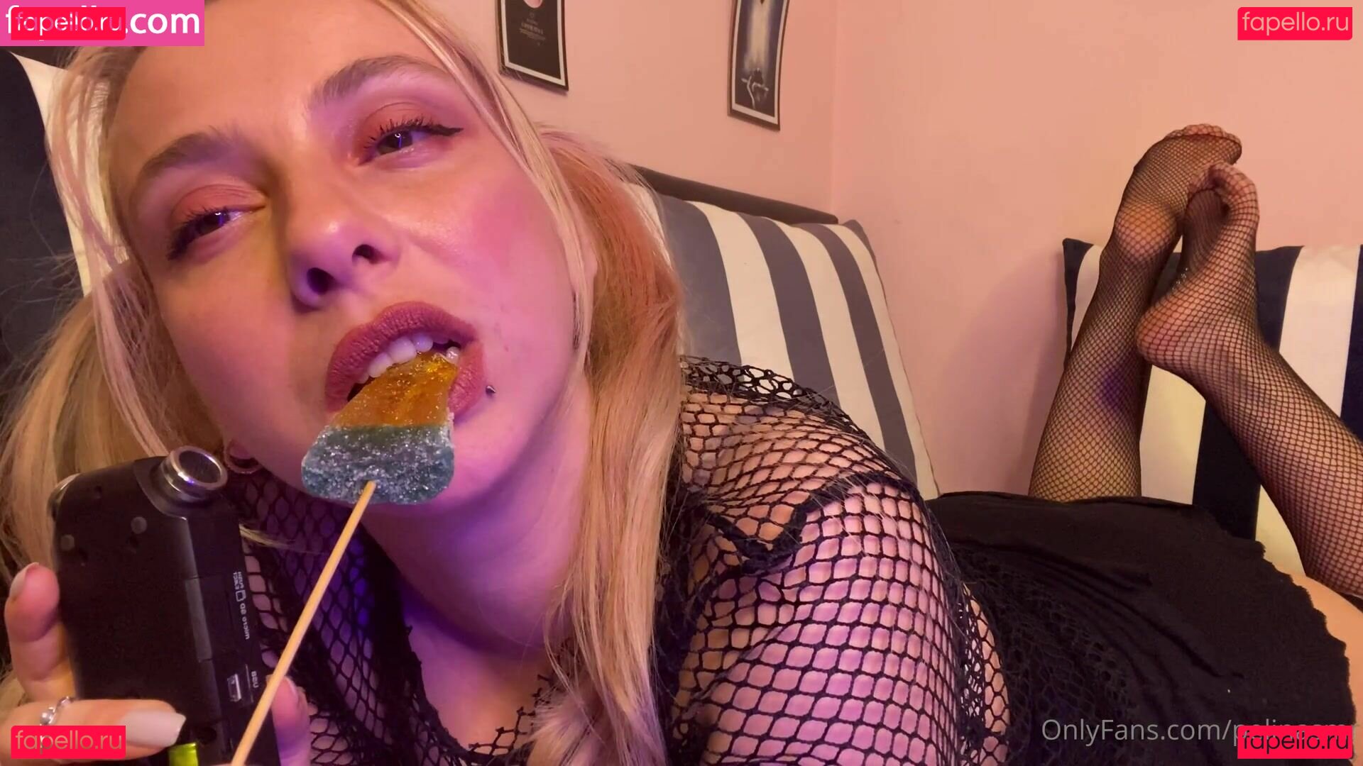 Pelinasmr Nude Onlyfans Photo 3