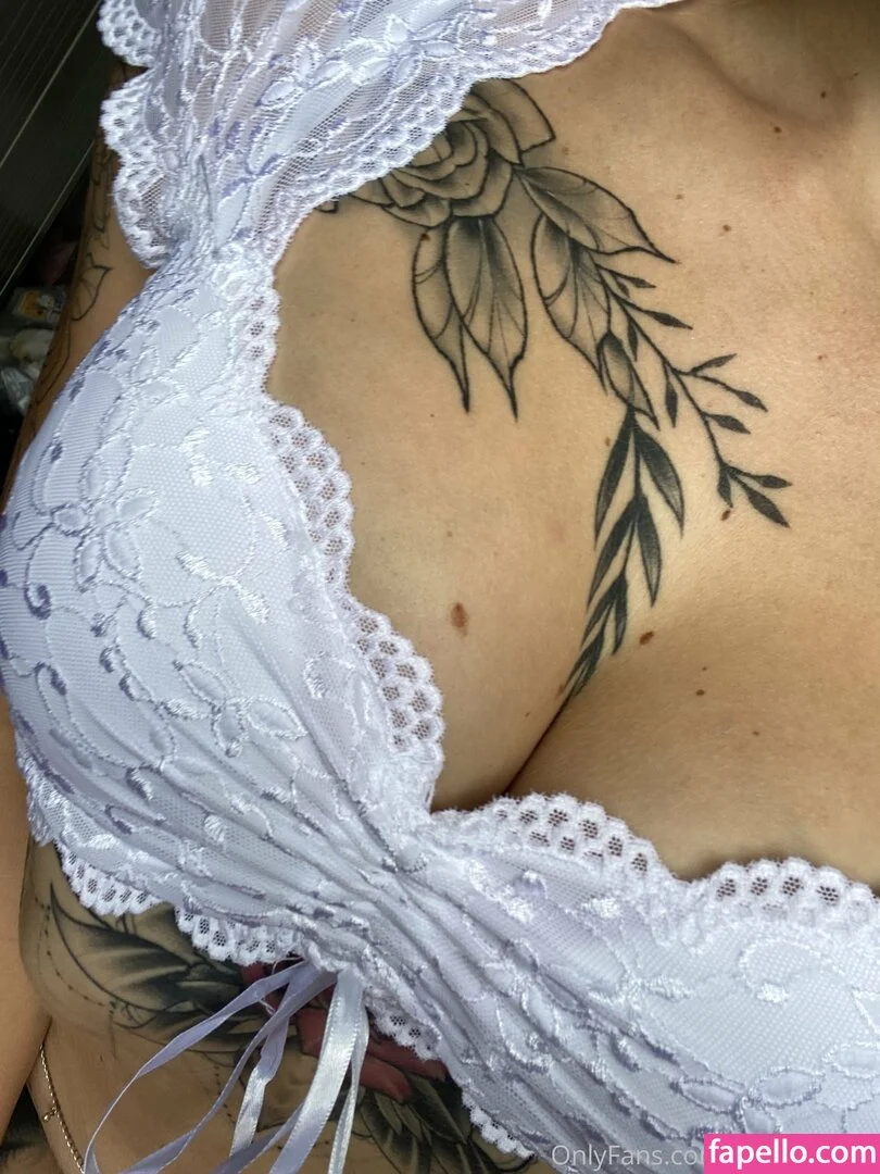 joymontana Onlyfans Photo Gallery 