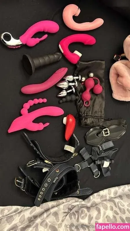 joymontana Onlyfans Photo Gallery 