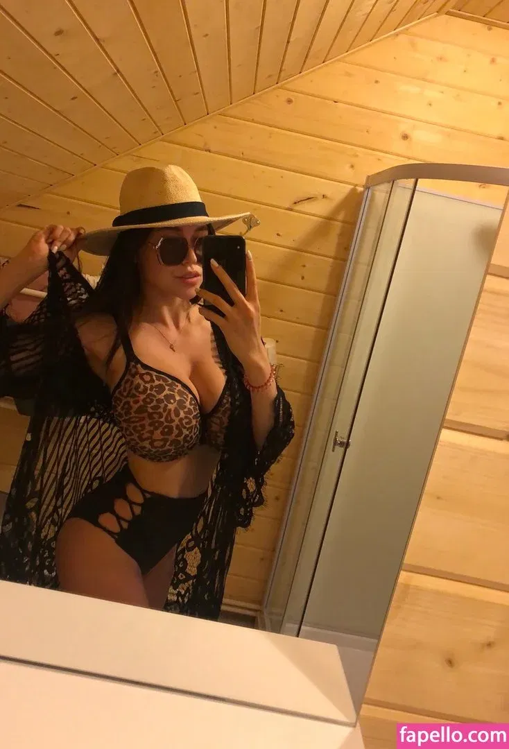 Top Baby ASMR Onlyfans Photo Gallery 