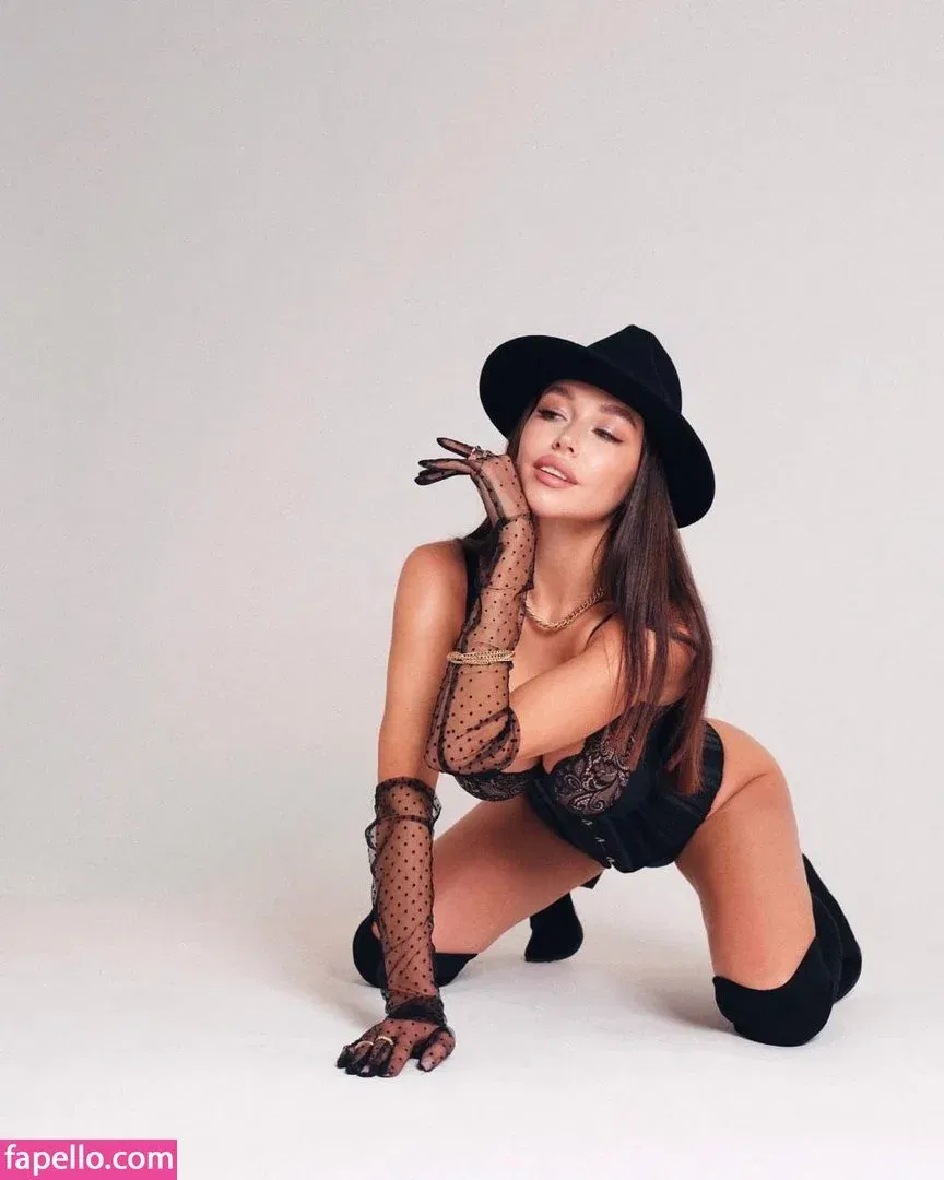 Top Baby ASMR Onlyfans Photo Gallery 