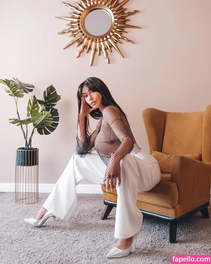 Top Baby ASMR Onlyfans Photo Gallery 