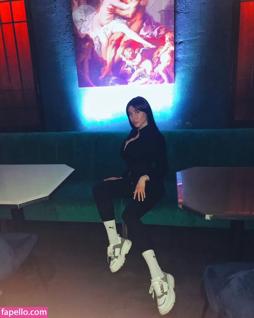 Top Baby ASMR Onlyfans Photo Gallery 