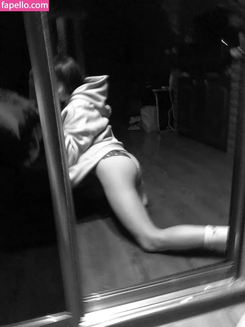 Top Baby ASMR Onlyfans Photo Gallery 