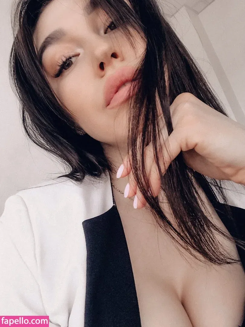 Top Baby ASMR Onlyfans Photo Gallery 