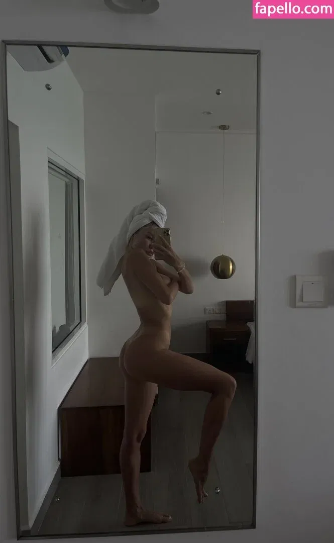 Top Baby ASMR Onlyfans Photo Gallery 