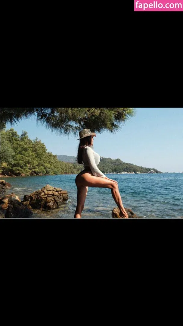 Top Baby ASMR Onlyfans Photo Gallery 