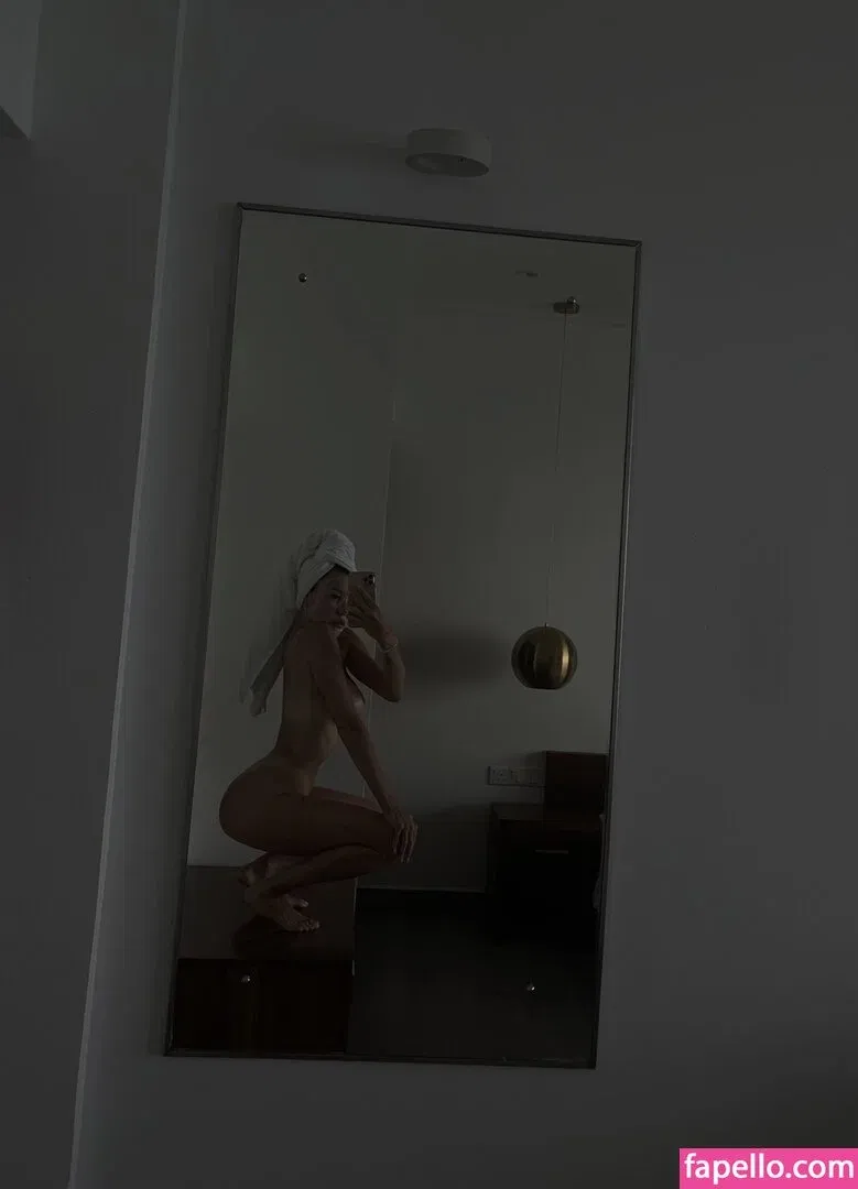 Top Baby ASMR Onlyfans Photo Gallery 