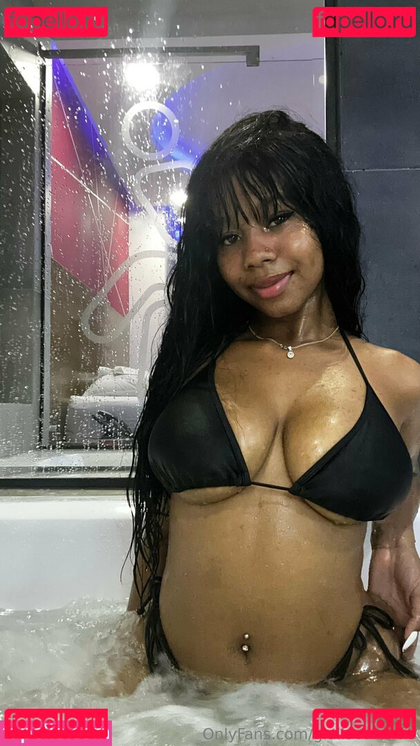Giuliavalencia / giuliavale24 Nude Onlyfans Photo 16