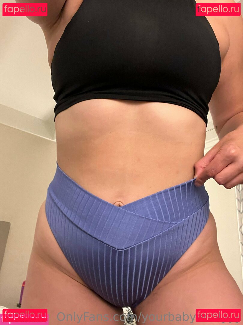 yourbabyemilyyy / yourbabyym Nude Onlyfans Photo 14