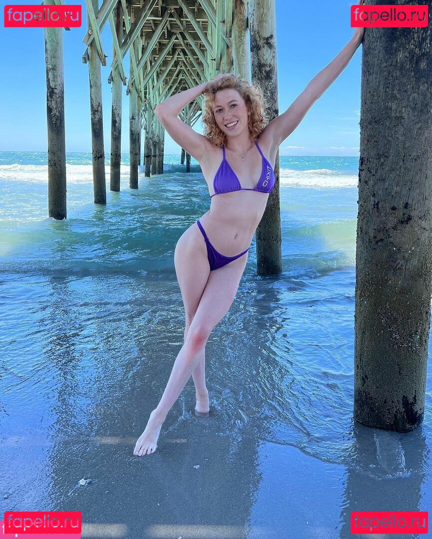 Red Dawn / Red_dawn88 / https: / reddawn01 Onlyfans Photo Gallery 