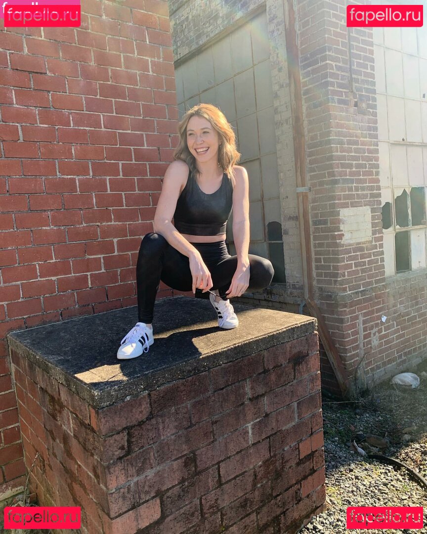 Red Dawn / Red_dawn88 / https: / reddawn01 Onlyfans Photo Gallery 