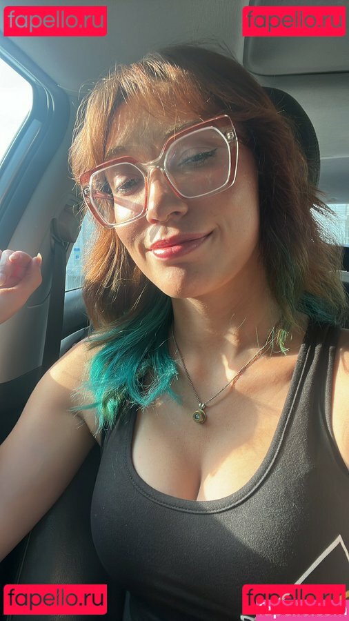 Red Dawn / Red_dawn88 / https: / reddawn01 Onlyfans Photo Gallery 