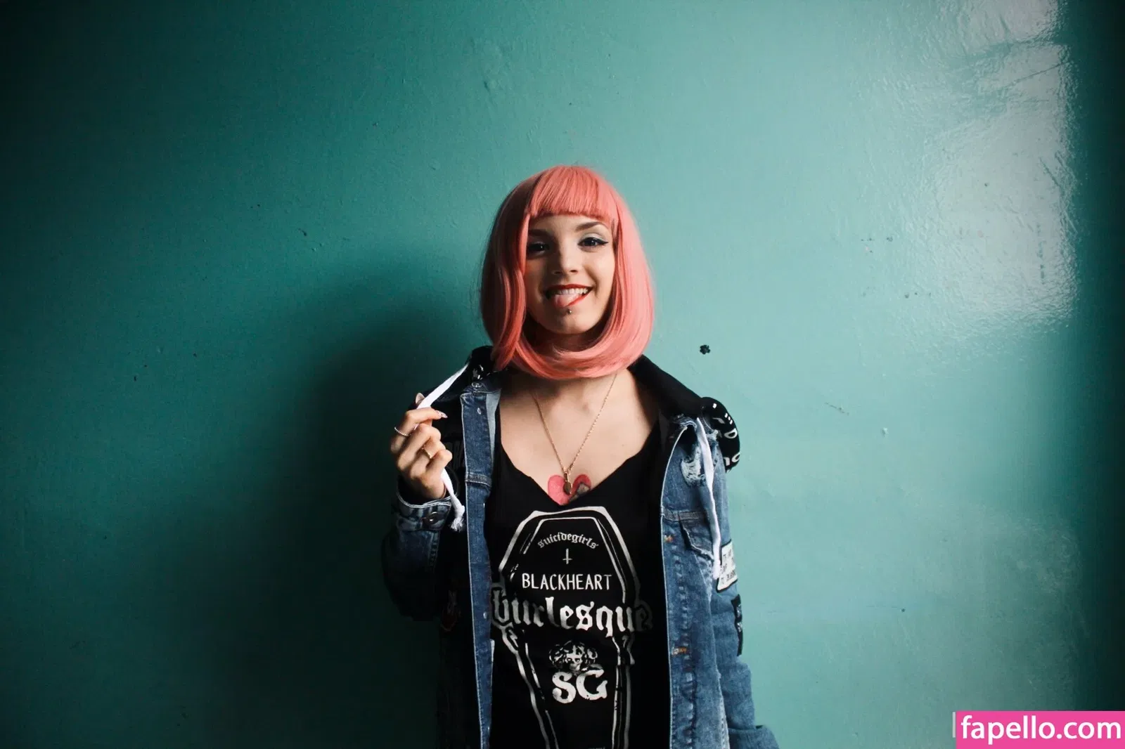 Luventa Onlyfans Photo Gallery 