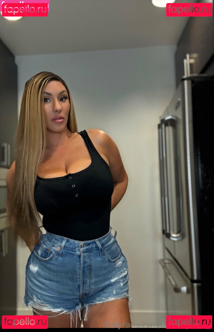 breetaylorvip / missbreetaylor Onlyfans Photo Gallery 