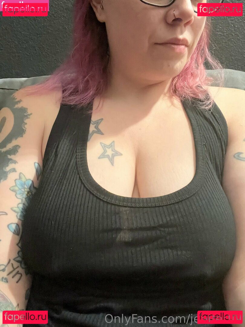 jeniferfur / jinifurfur Onlyfans Photo Gallery 