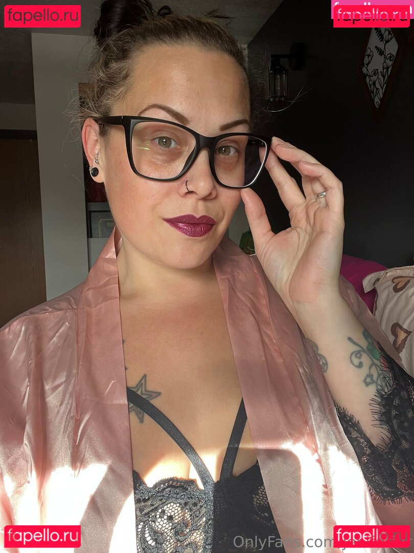 jeniferfur / jinifurfur Onlyfans Photo Gallery 