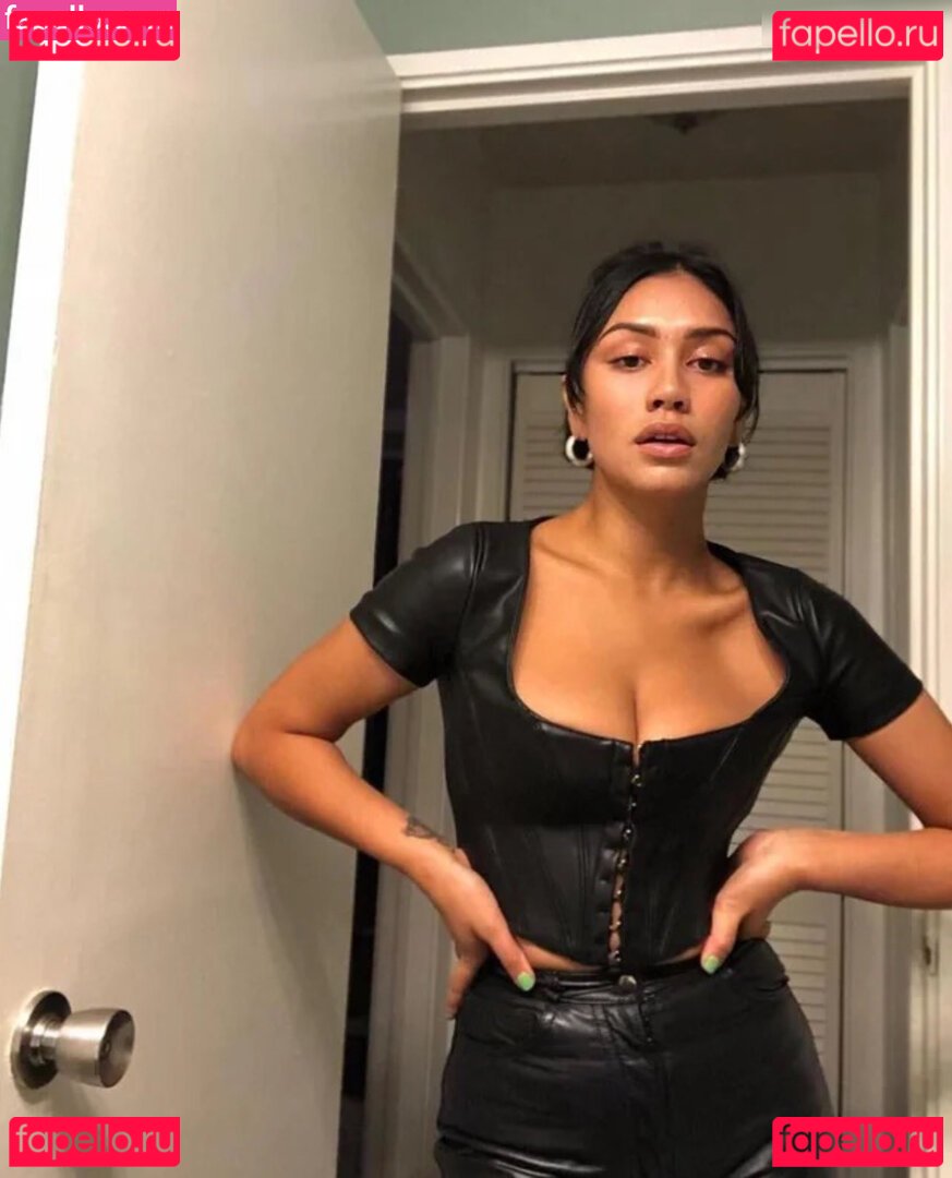 Luciane Buchanan / lewbuchananmtb / lucianebuchanan Onlyfans Photo Gallery 