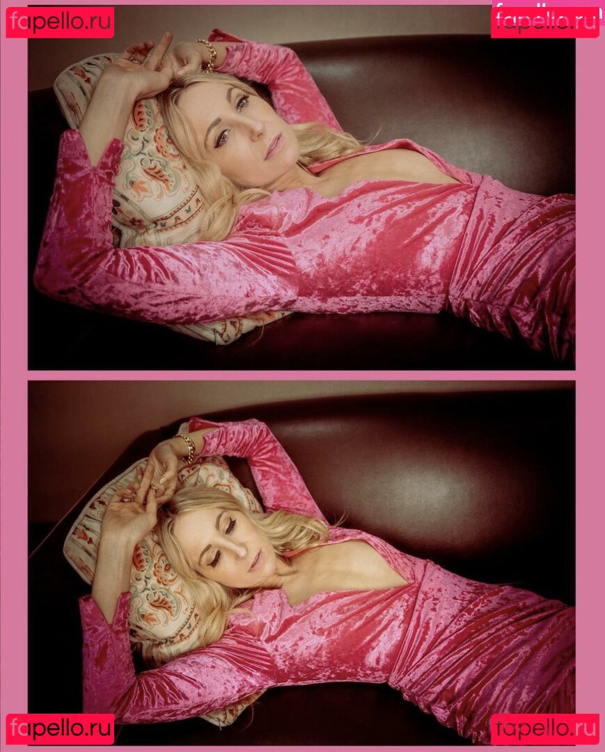 Nikki Glaser / nikkiglaser Onlyfans Photo Gallery 