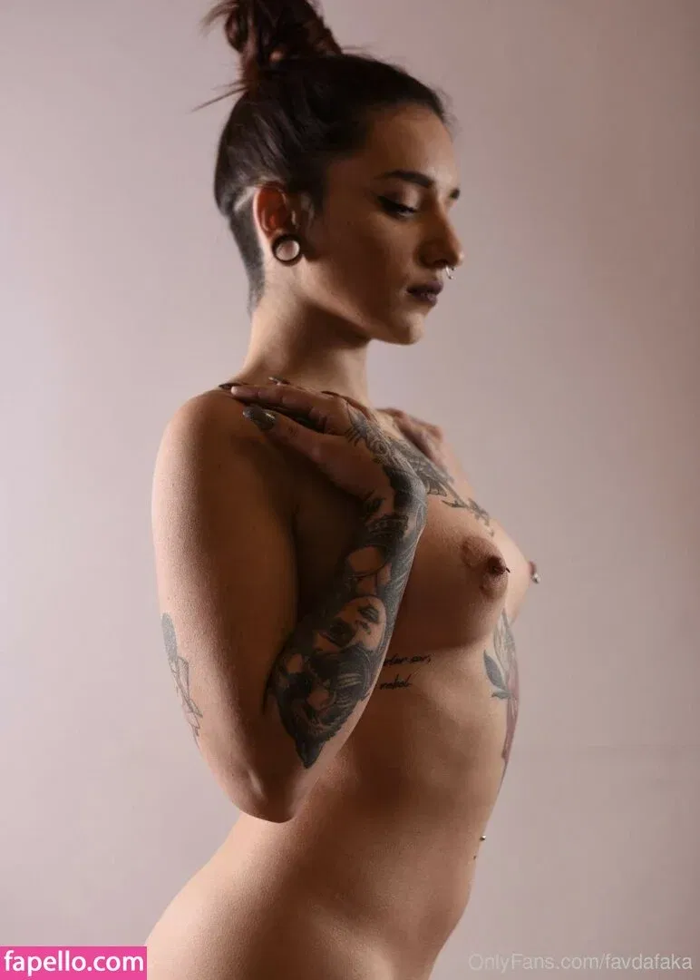 prvega28 Onlyfans Photo Gallery 