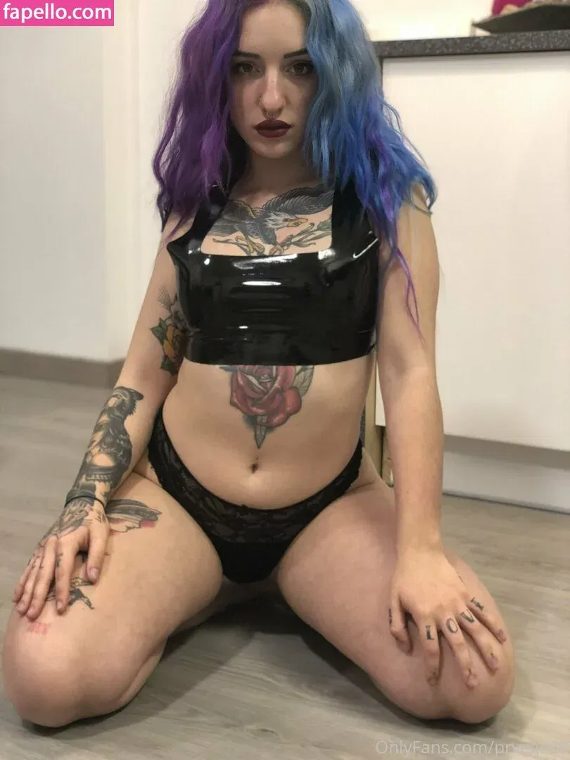 prvega28 Onlyfans Photo Gallery 