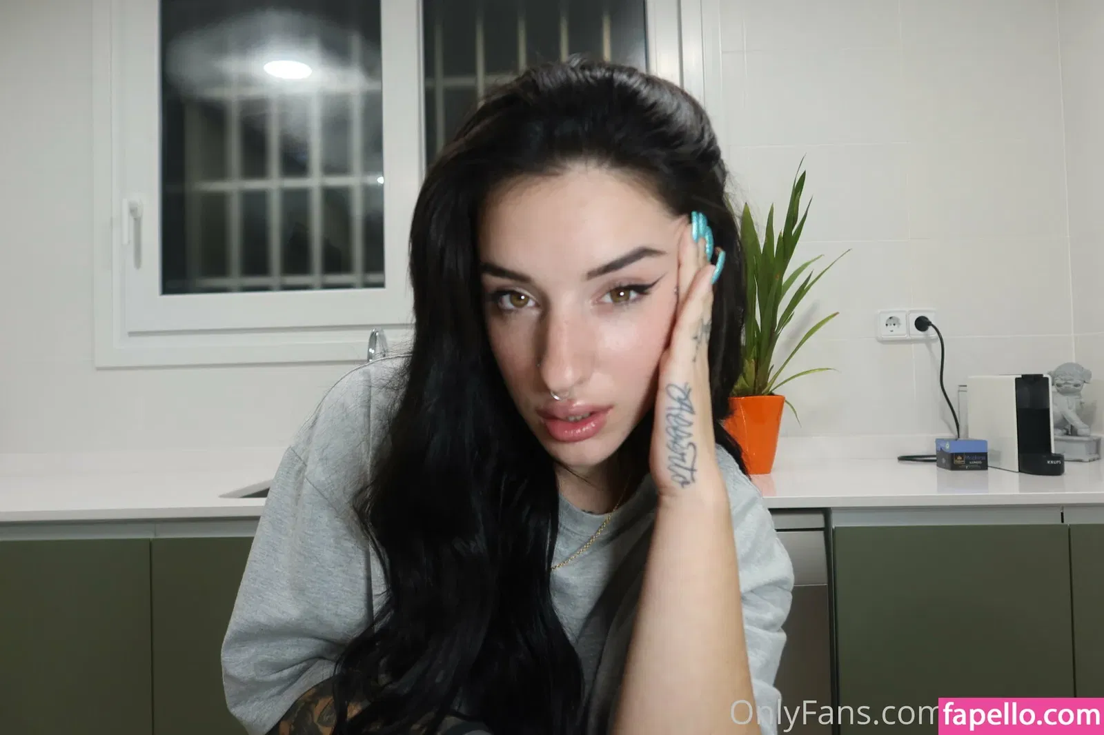 prvega28 Onlyfans Photo Gallery 