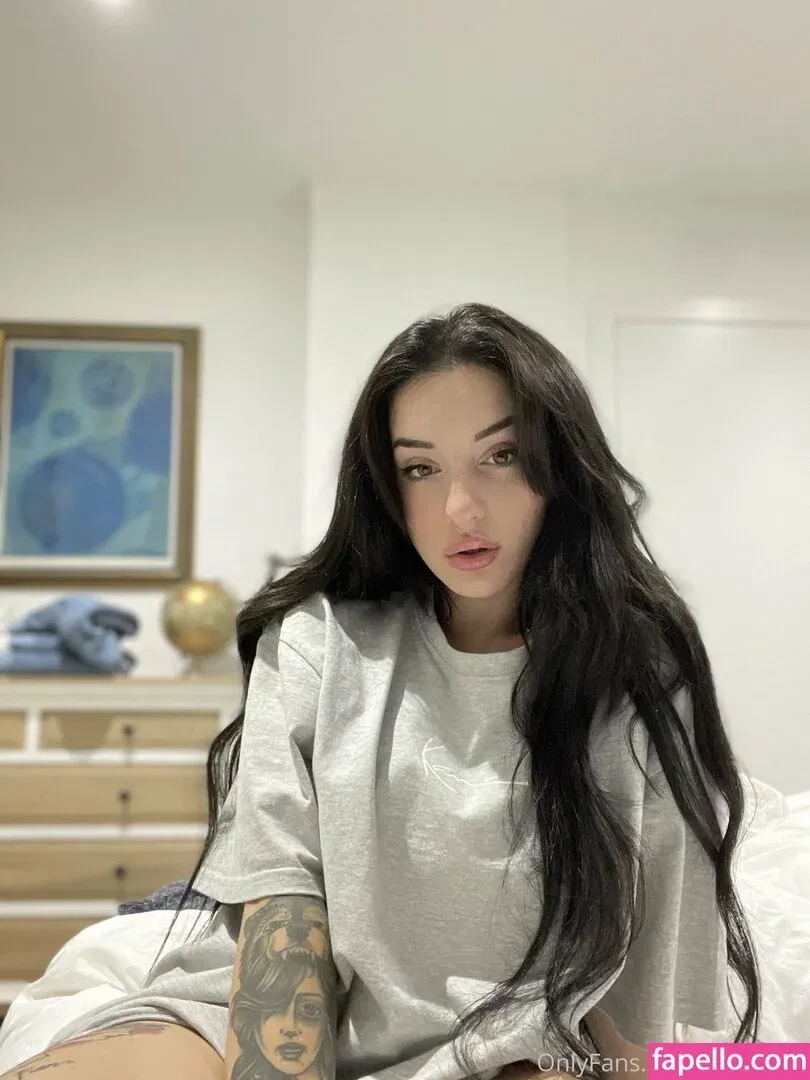 prvega28 Onlyfans Photo Gallery 