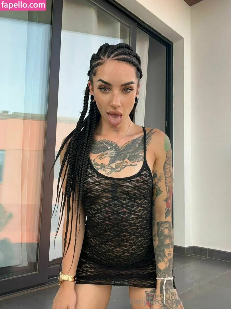 prvega28 Onlyfans Photo Gallery 