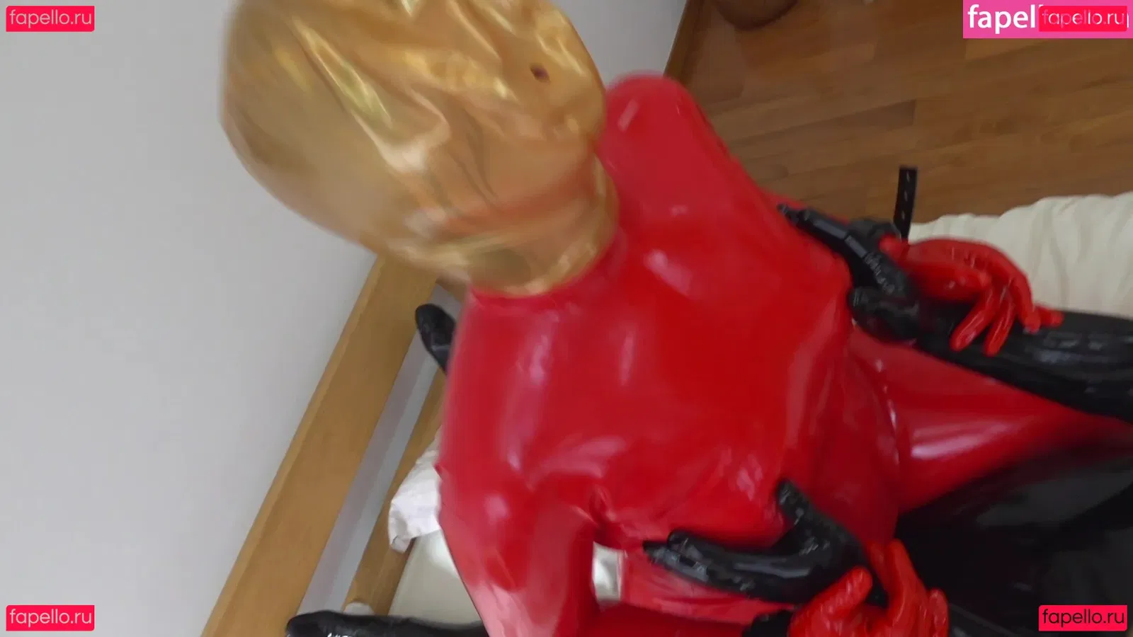 June Lovejoy Onlyfans Photo Gallery 