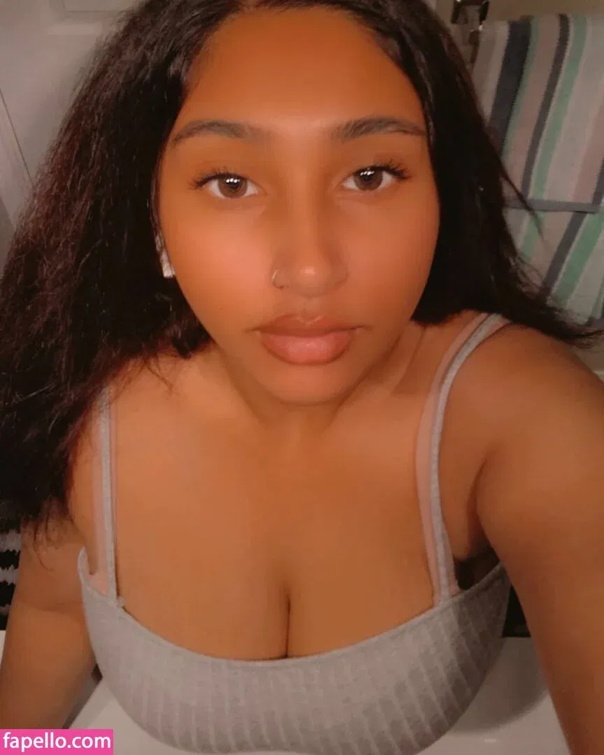 Jeanette Prakash Onlyfans Photo Gallery 