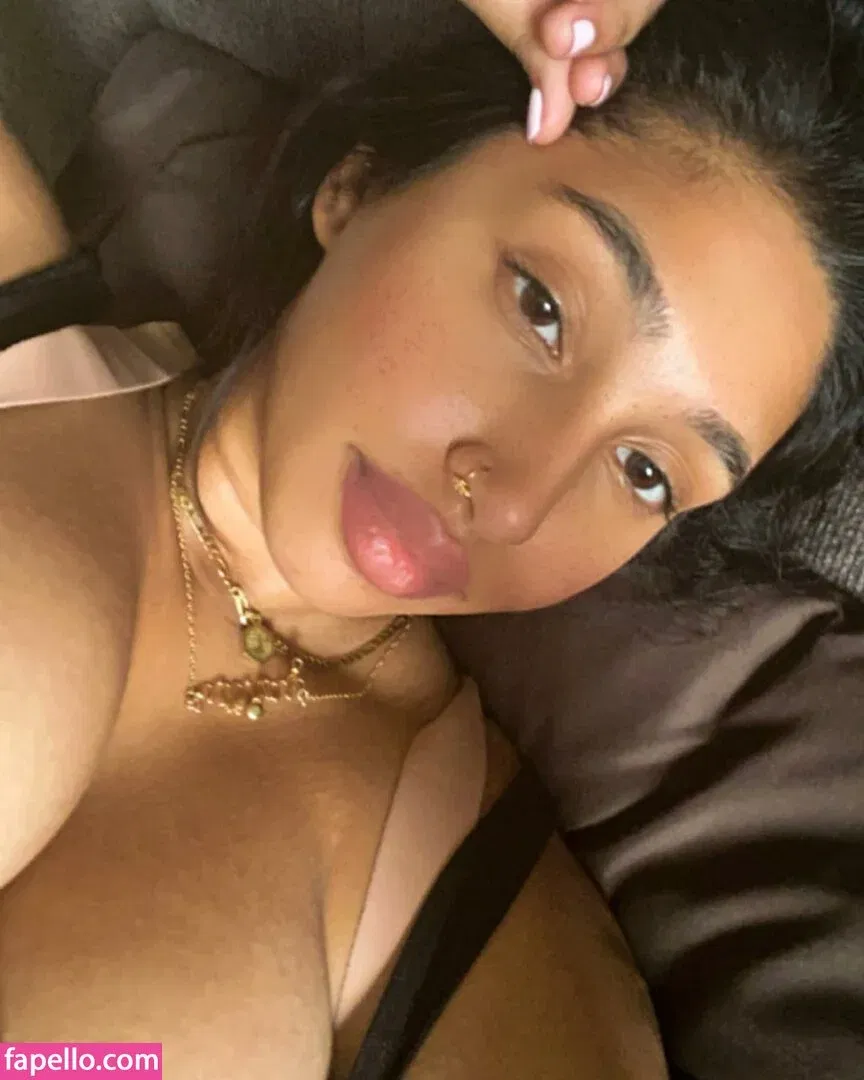 Jeanette Prakash Onlyfans Photo Gallery 