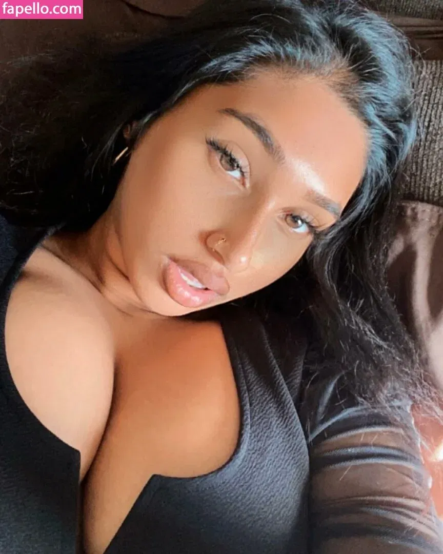 Jeanette Prakash Onlyfans Photo Gallery 