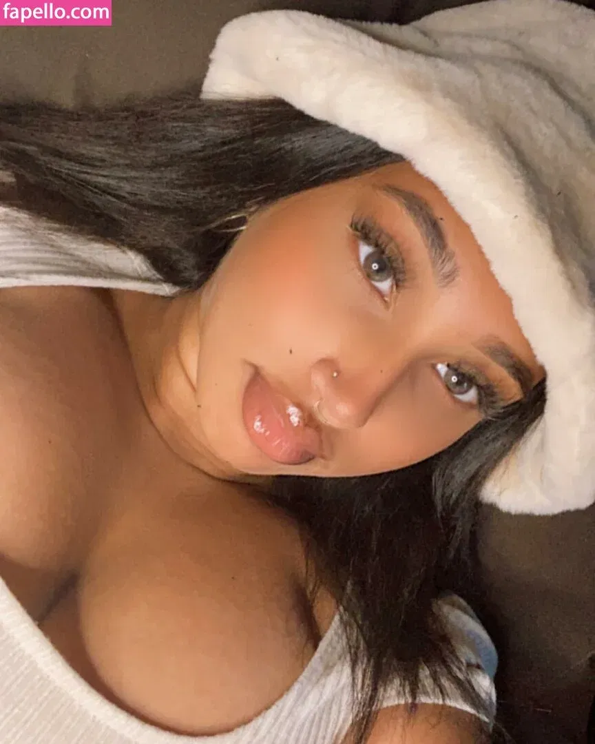 Jeanette Prakash Onlyfans Photo Gallery 