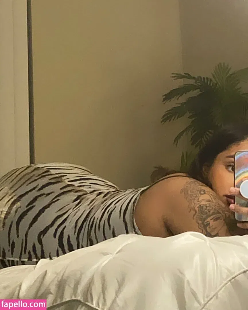 Jeanette Prakash Onlyfans Photo Gallery 