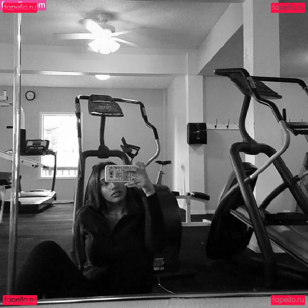 Jeanette Prakash Onlyfans Photo Gallery 