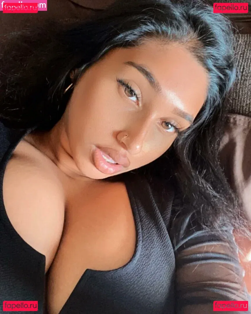 Jeanette Prakash Onlyfans Photo Gallery 