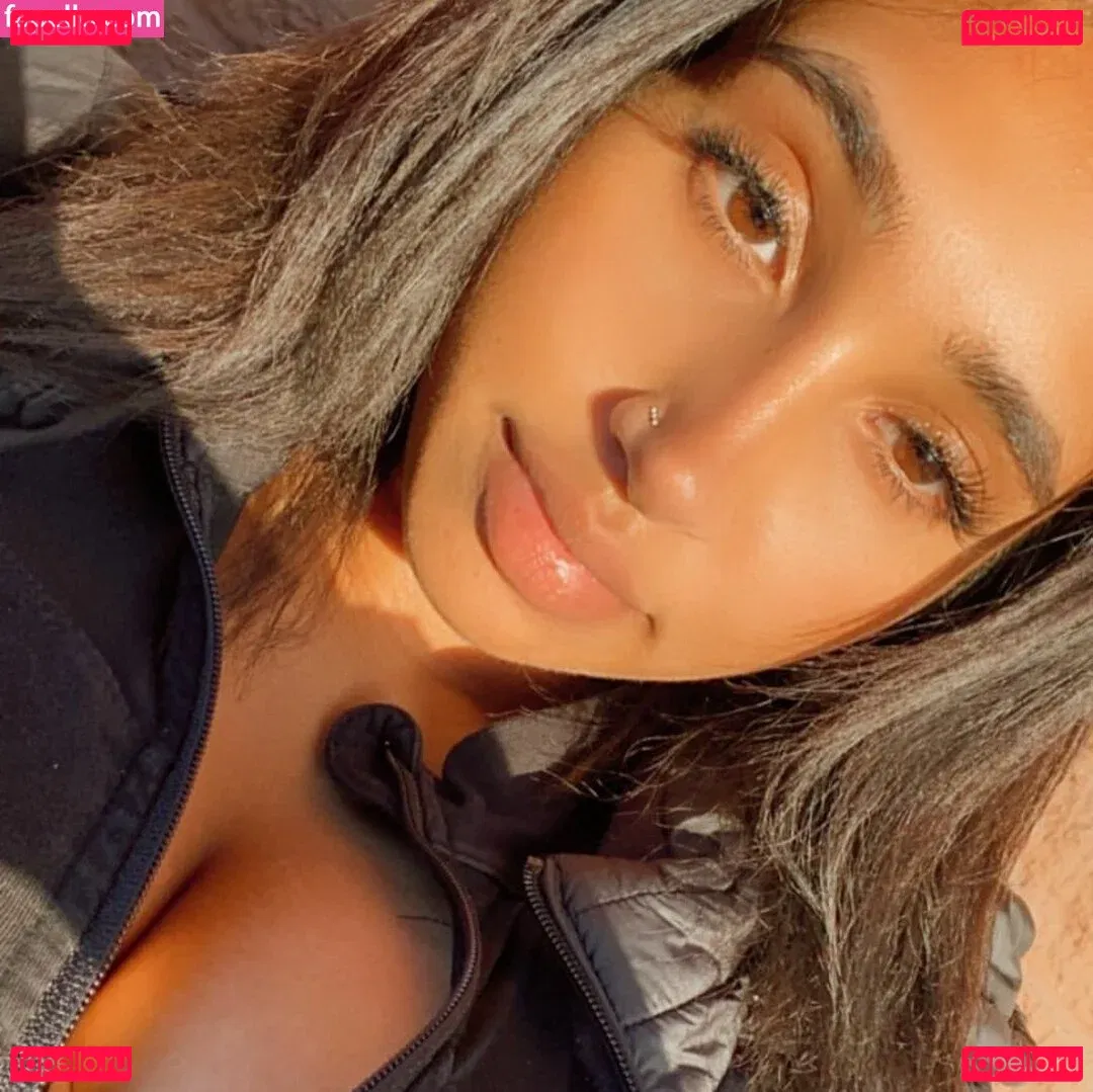 Jeanette Prakash Onlyfans Photo Gallery 