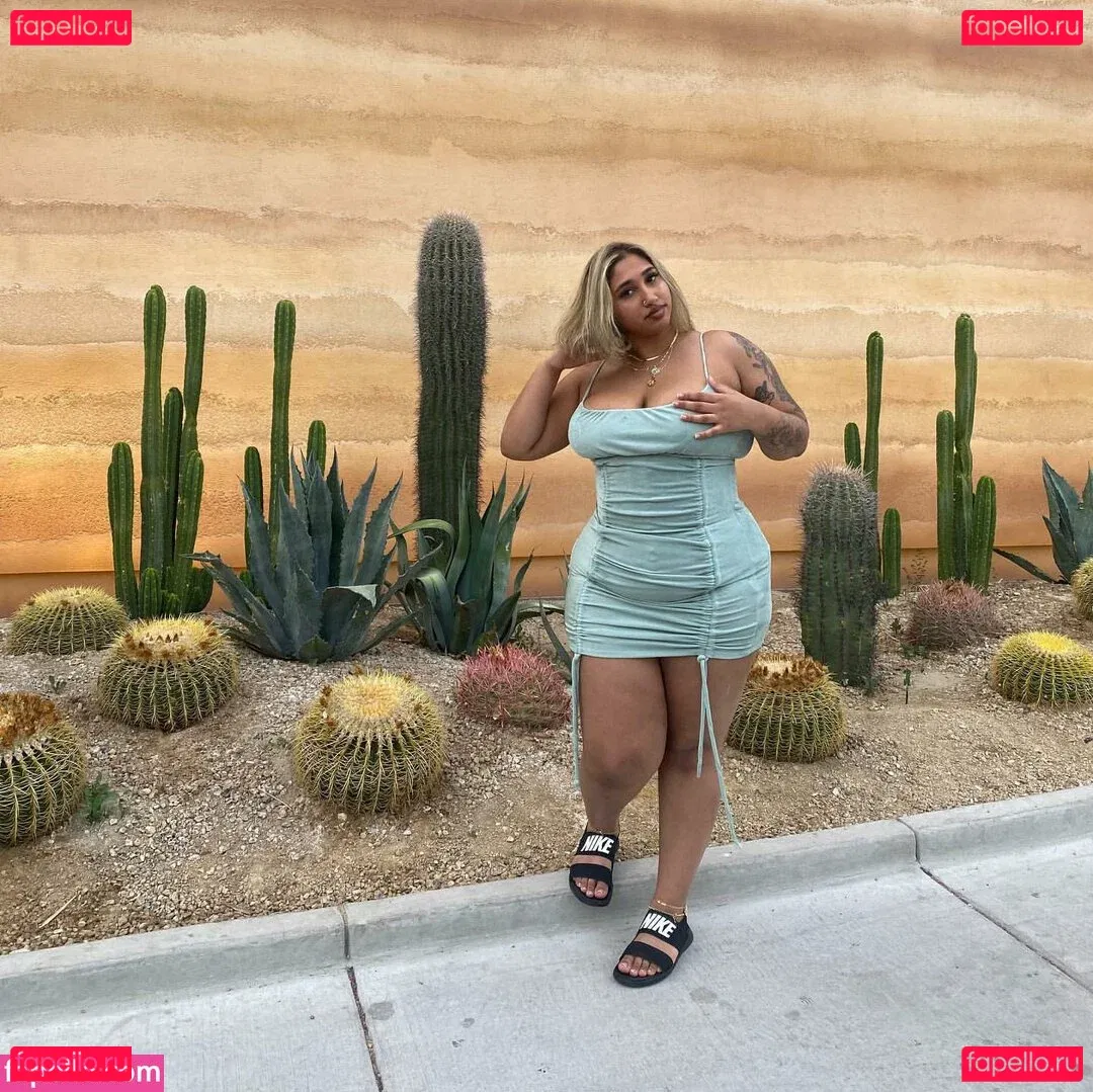 Jeanette Prakash Onlyfans Photo Gallery 