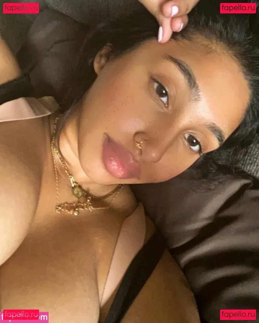 Jeanette Prakash Onlyfans Photo Gallery 