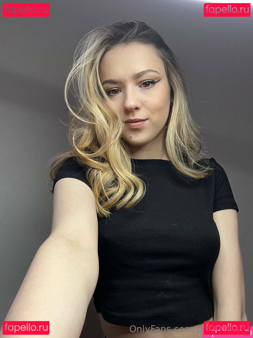 pretty_ruby / pretty_ruby_ Onlyfans Photo Gallery 