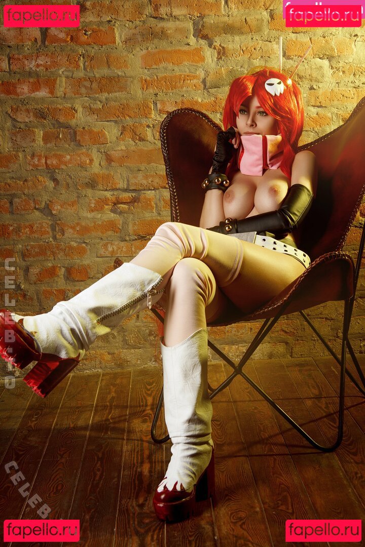 Helly Valentine / HellyValentine / disharmonica Onlyfans Photo Gallery 