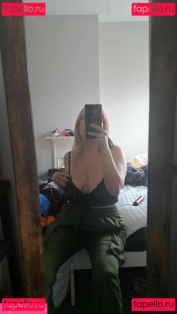 aest.does / aestdoes Nude Onlyfans Photo 44