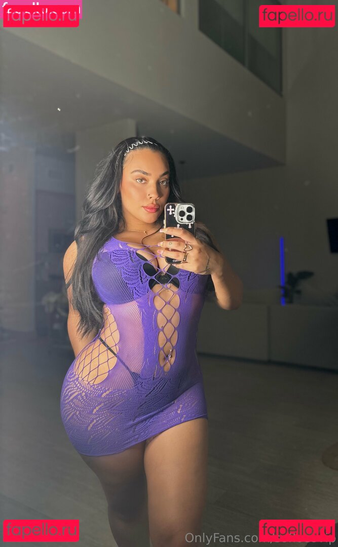 Paymedaddy-21 / soflocovip / sofyloco Onlyfans Photo Gallery 