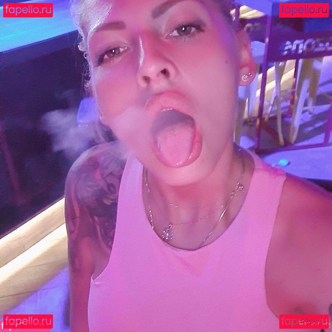 emmie_claire6 / emmie_six Onlyfans Photo Gallery 