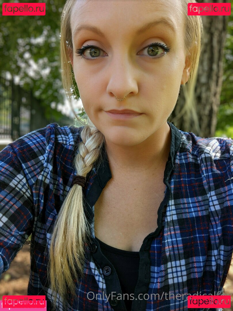 radicalfox117 / theradicalfox Onlyfans Photo Gallery 