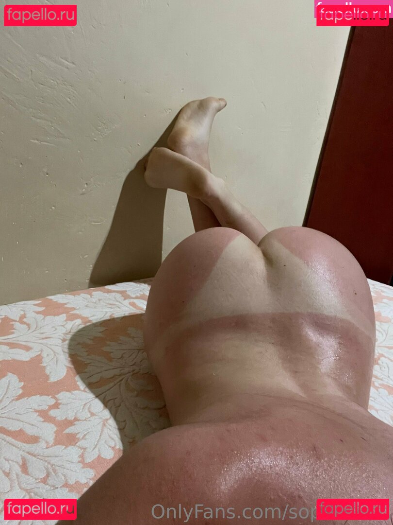 Sofia Soler / Sophiessoler / sophiesred Nude Onlyfans Photo 45