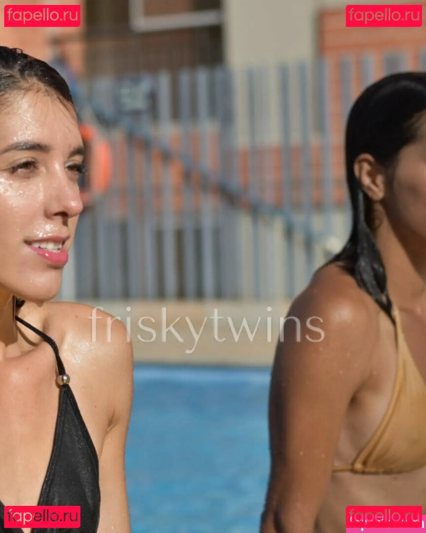 frisky_ana / friskytwins / https: Onlyfans Photo Gallery 