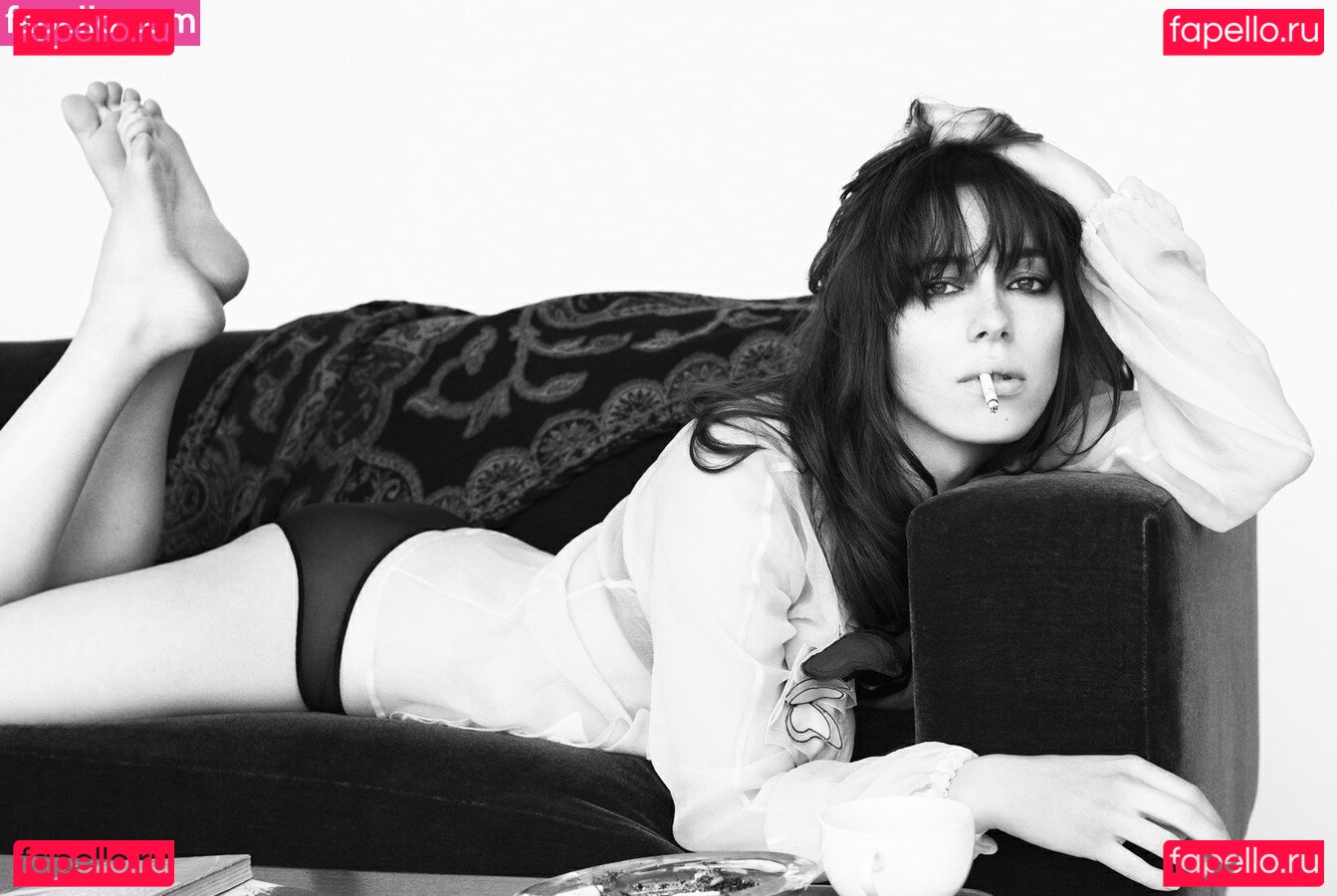 Rebecca Hall / rebeccahall Onlyfans Photo Gallery 