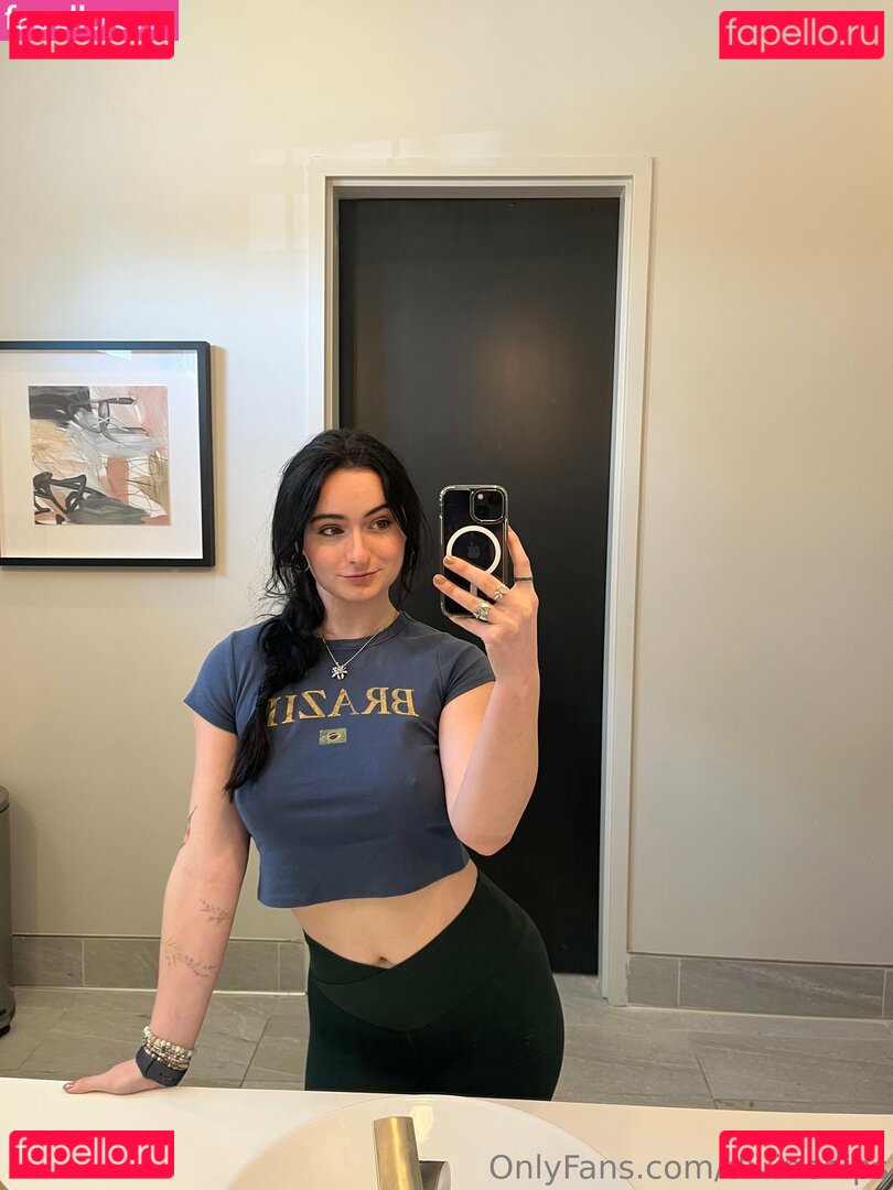 divine_hips / divinehips Onlyfans Photo Gallery 